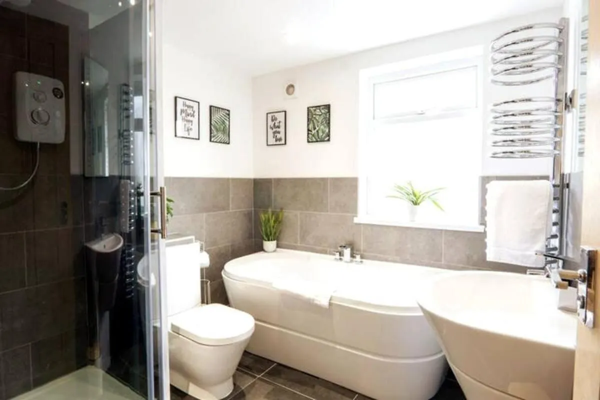 Feriehus Cedar House - Air Host & Stay Liverpool