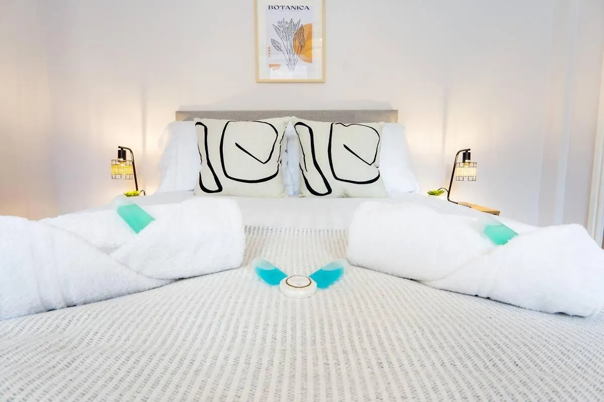 Cedar House - Air Host & Stay Liverpool Storbritannien